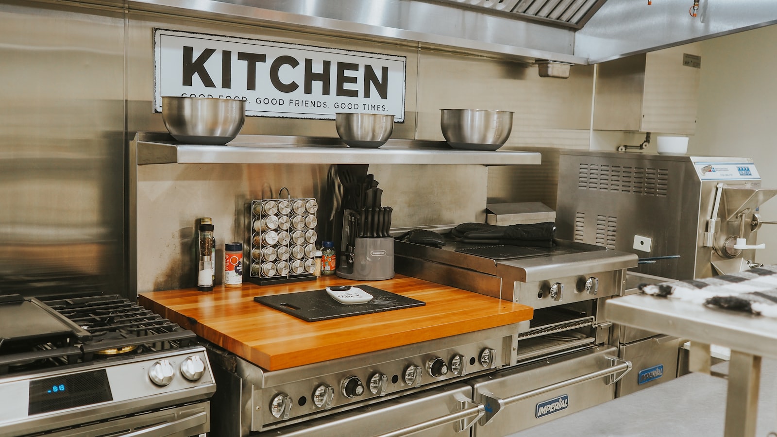 Commercial Dishwasher and Warewashing Buying Guide (Canada)