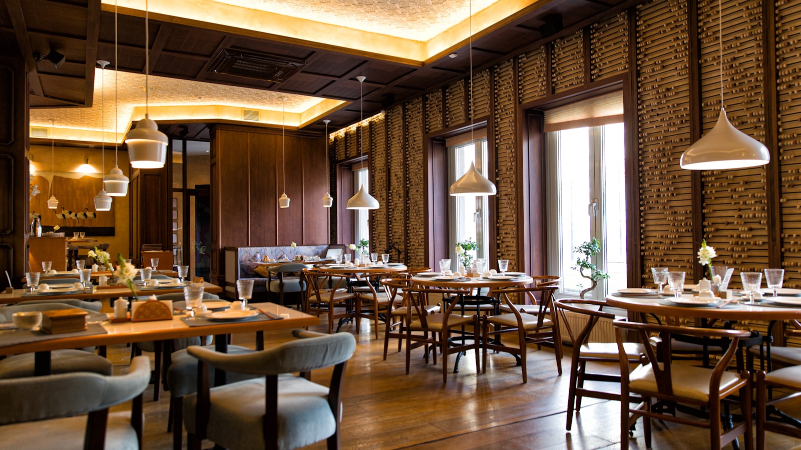 Opening a Restaurant in Toronto: The Equipment Procurement Checklist